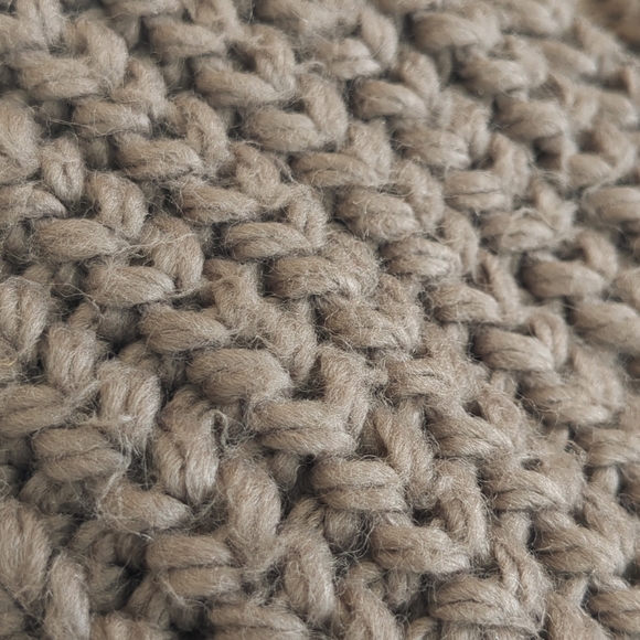 H&M Chunky Knit Sweater - Picture 6 of 6